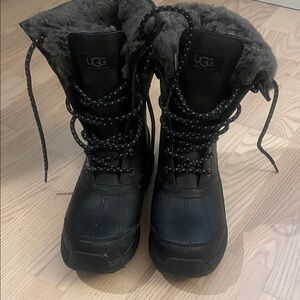 UGG Black Lace-Up Shearling-Trim Winter Boots